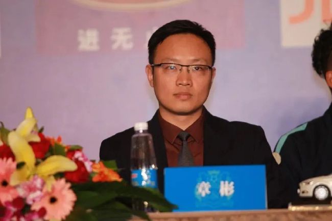男男军人警察裸体gay视频